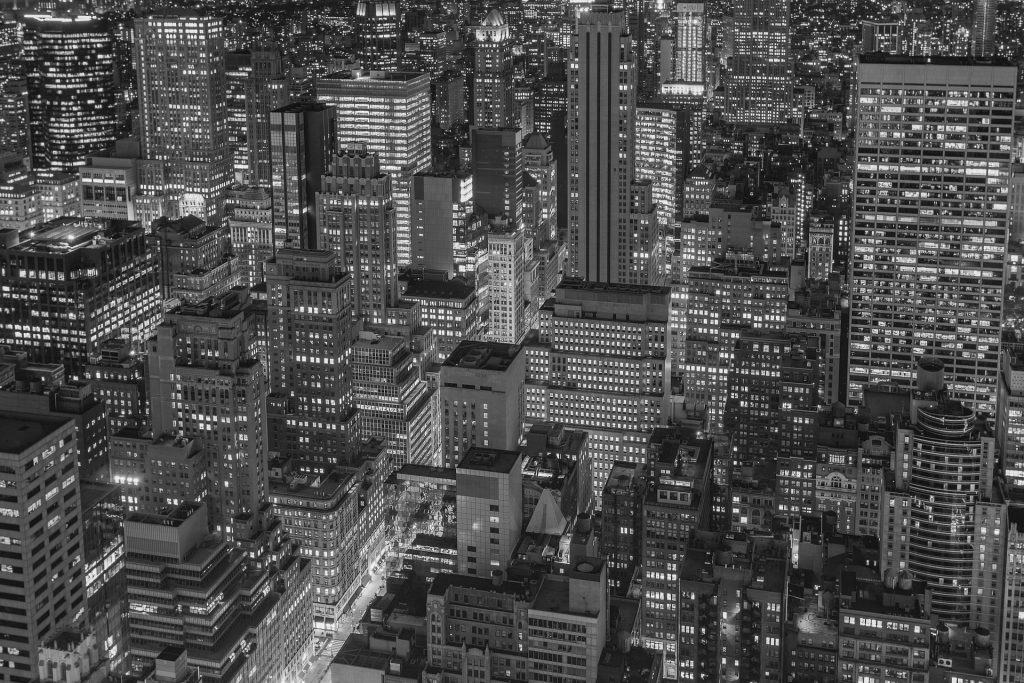 Latest Advances and Applications in the Internet of Things (IoT) Technology