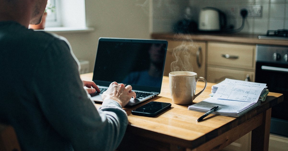 Google Workspace Individual vs M365 Business Basic UK